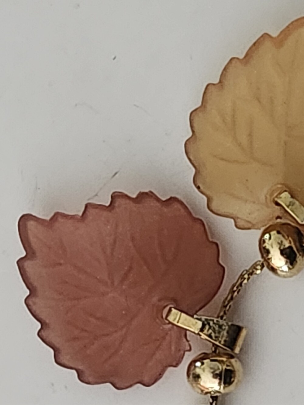 12k Gold Filled Multicolor Leaf Pendant Necklace - Picture 10 of 13